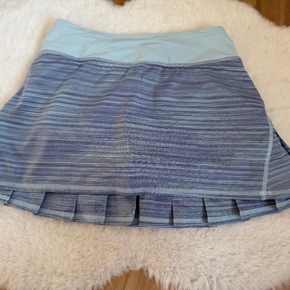 Lululemon Athletica Pace setter skirt size 2